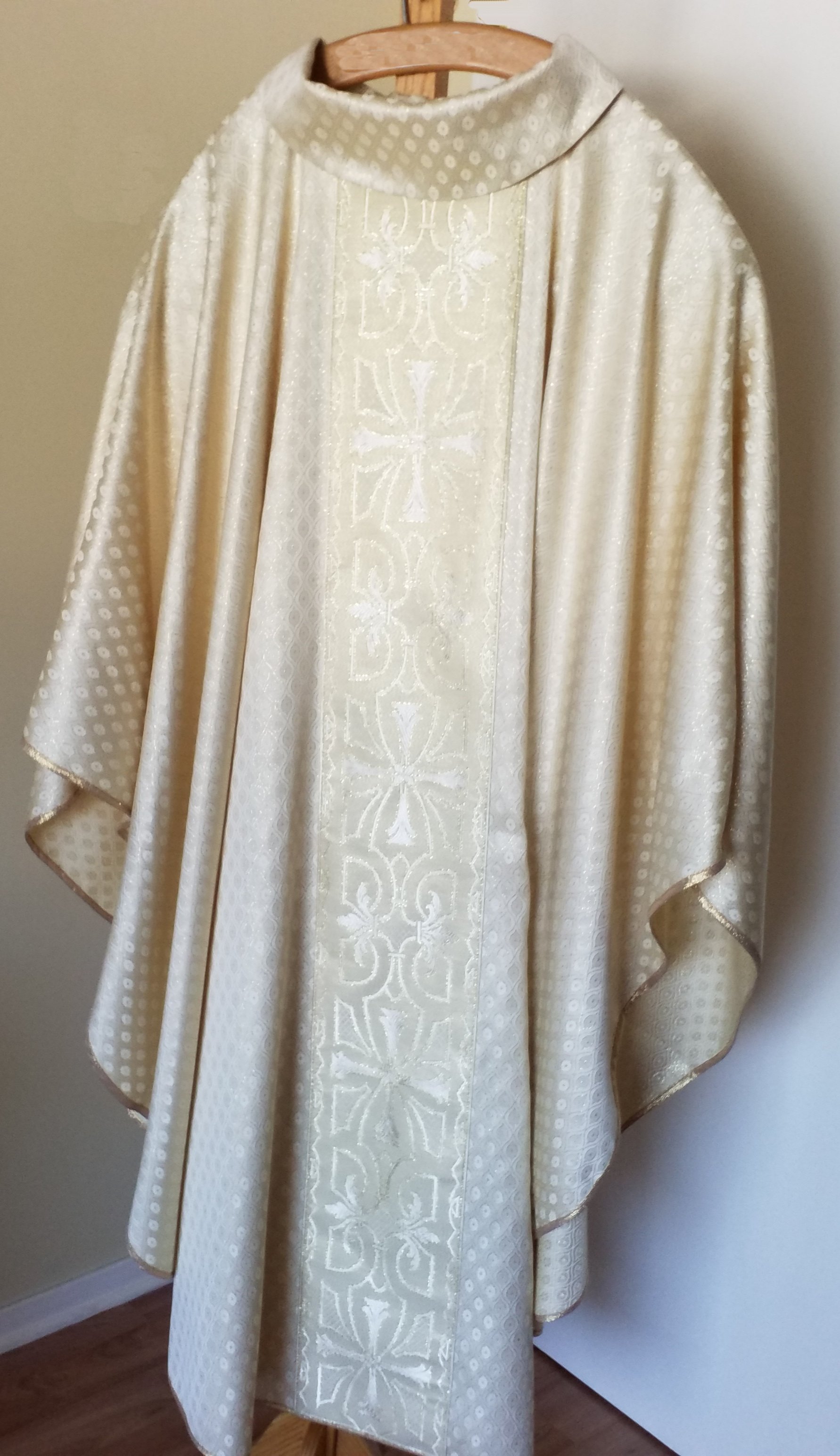 Chasuble pascale Pour célébrer la LUMIÈRE DU CHRIST